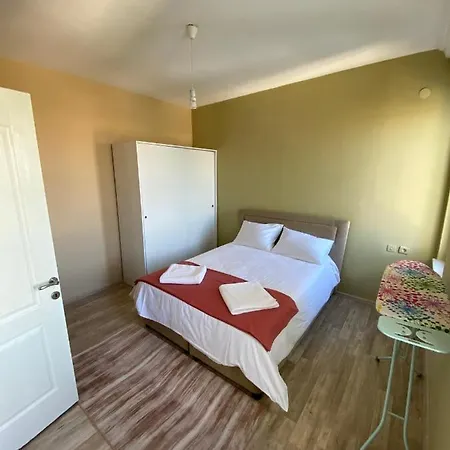 Квартира Целиком 1+1 , Пляж 700 М