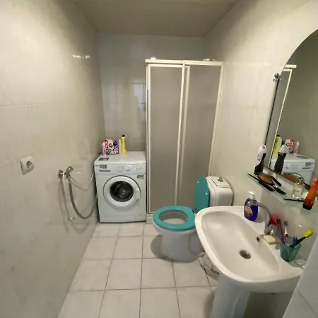 Квартира Целиком 1+1 , Пляж 700 М *