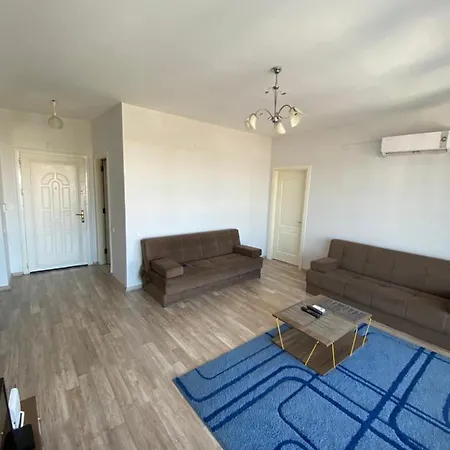 Квартира Целиком 1+1 , Пляж 700 М Daire *